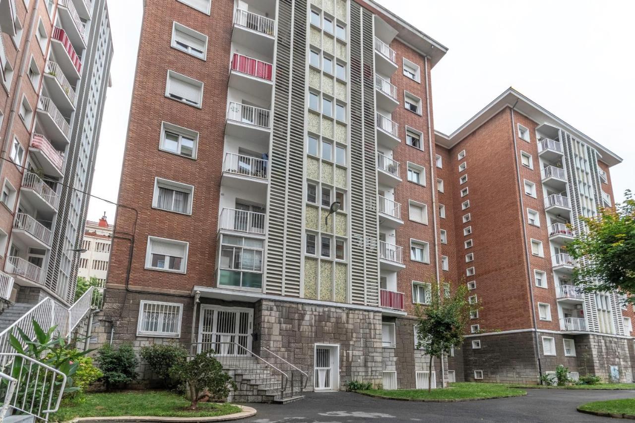 Апартаменти Apartamento En Centro De Bilbao, Deusto Екстер'єр фото