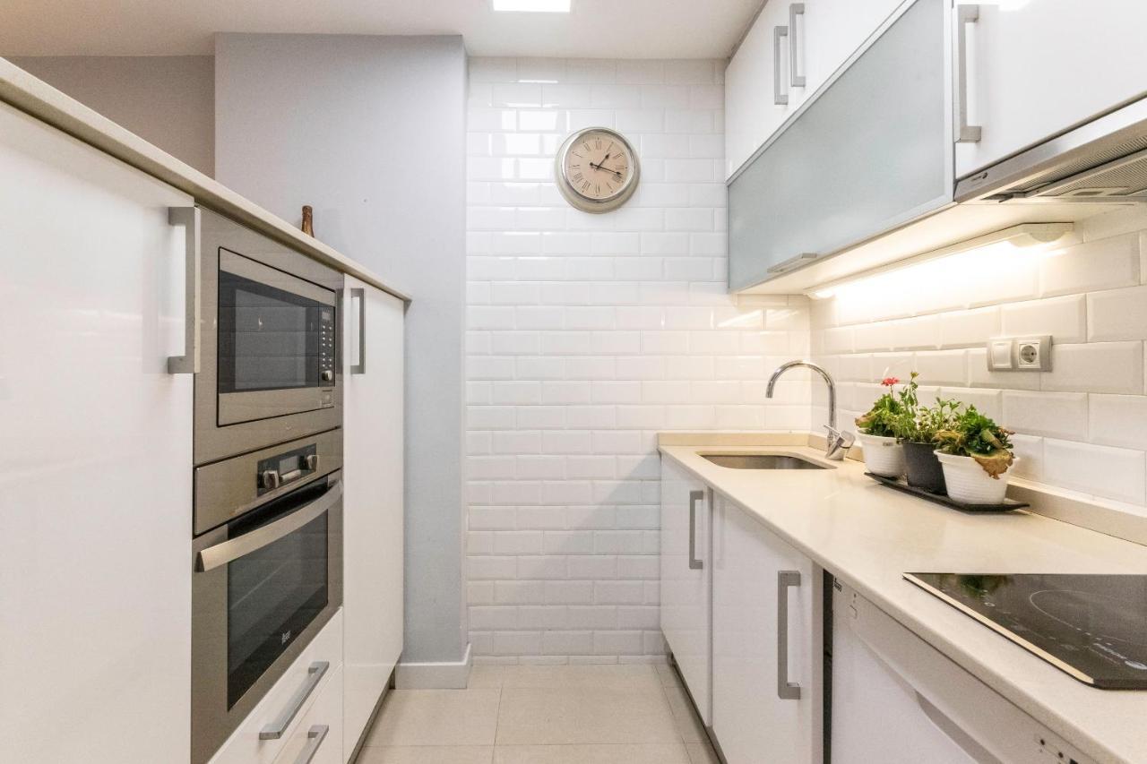 Апартаменти Apartamento En Centro De Bilbao, Deusto Екстер'єр фото